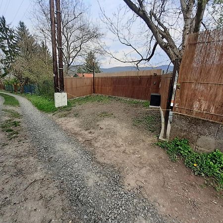 New Hope Land Apartman Nagymaros Luaran gambar